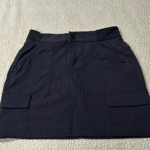 Athleta / Women’s skort / Size: 4